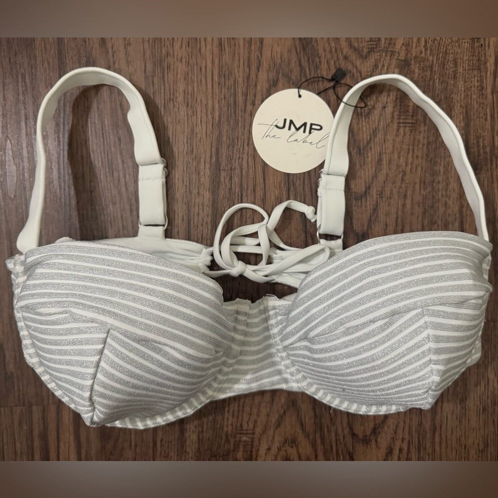JMP THE LABEL METALLIC SILVER UNDERWIRE BIKINI TOP Size XL
